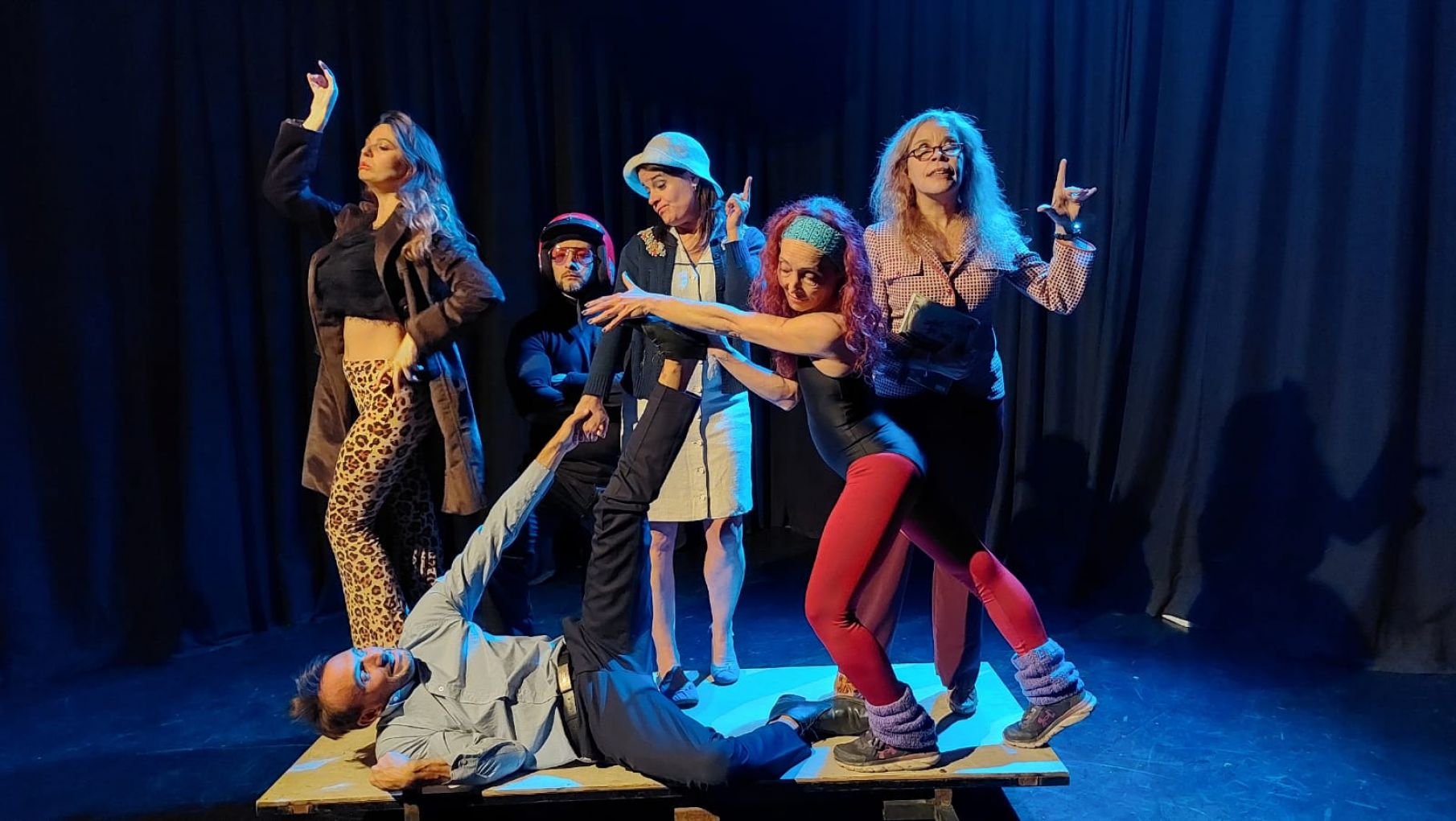Así es "Fuera de cuadro", la obra teatral que se estrena en Mendoza